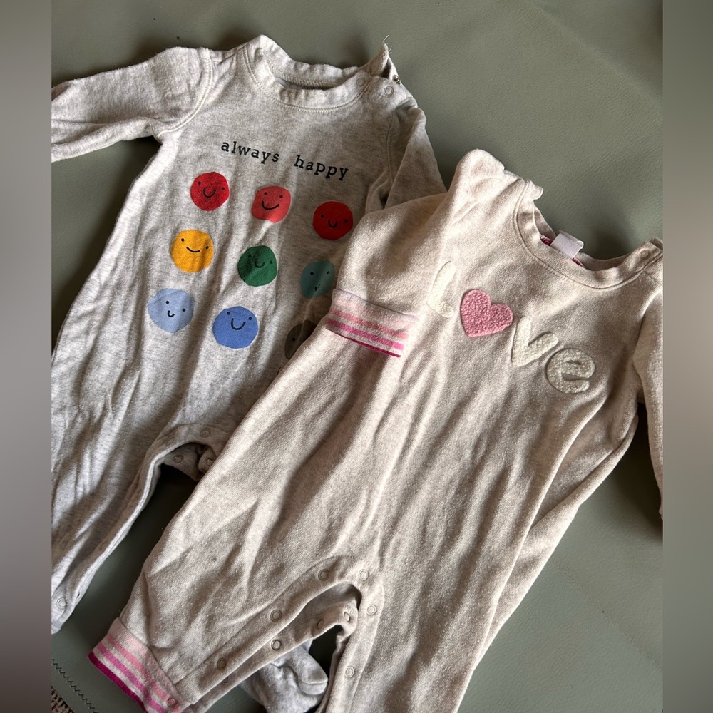 Gap Jammies Size 3-6 Months